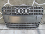 Решетка радиатора для Audi Q7 [4L] 2005-2015, OEM 4L0853651A - вид 1 (фото)