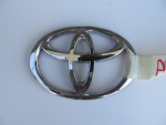 Эмблема для Toyota Avensis II 2003-2008, OEM 7543105050 - вид 1 (фото)