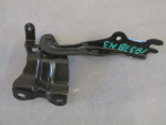 Петля капота левая для Mazda 3 (BL) 2008-2013, OEM BBM2-52-420B - вид 1 (фото)
