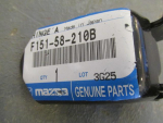 Петля двери передней правой для Mazda CX7 2007>, OEM F151-58-210B - вид 3 (фото)