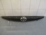 Накладка двери багажника для Toyota Auris E18 2012>, OEM 7681102790 - вид 1 (фото)