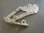 Петля капота правая для Volkswagen Golf V Plus 2005-2014, OEM 5M0823302 - вид 1 (фото)