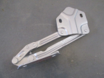 Петля капота правая для Volkswagen Touran 2003-2010, OEM 1T0823302F - вид 1 (фото)