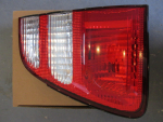 Фонарь задний внутренний правый для Toyota Land Cruiser (100) 1998-2007, OEM 81581-60070 - вид 1 (фото)