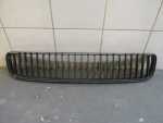 Решетка в бампер центральная для Skoda Fabia 2007-2015, OEM 5J0853677 - вид 1 (фото)
