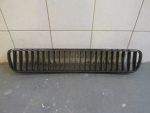 Решетка в бампер центральная для Skoda Fabia 2007-2015, OEM 5J0853677 - вид 3 (фото)