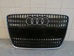 Решетка радиатора для Audi Q7 [4L] 2005-2015, OEM 4L0853651 - вид 1 (фото)