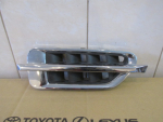 Накладка крыла переднего правого для Cadillac Escalade III 2006>, OEM 15860254 - вид 1 (фото)