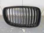Решетка радиатора для BMW 1-серия E82/E88 2006>, OEM 51137166440 - вид 1 (фото)