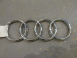 Эмблема для Audi Q3 2012-2018, OEM 4H0853605B - вид 1 (фото)