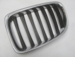 Решетка радиатора для BMW X1 E84 2009-2015, OEM 51112993305 - вид 2 (фото)