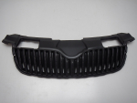 Решетка радиатора для Skoda Fabia 2007-2015, OEM 5J0853668A - вид 1 (фото)