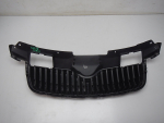Решетка радиатора для Skoda Fabia 2007-2015, OEM 5J0853668A - вид 2 (фото)