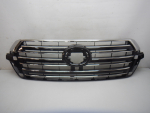Решетка радиатора для Toyota Land Cruiser (200) 2008>, OEM 53101-60D20 - вид 1 (фото)