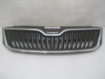 Решетка радиатора для Skoda Rapid 2013-2020, OEM 5JA853668 - вид 1 (фото)