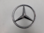 Эмблема для Mercedes-Benz M-Klasse (ML/GLE) W166 2011>, OEM A0008172116 - вид 1 (фото)