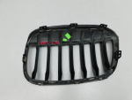 Решетка радиатора для BMW X1 F48 2015>, OEM 51137354824 - вид 4 (фото)