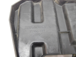 Дефлектор для Honda CR-V 2012-2017, OEM 71106T1T - вид 3 (фото)