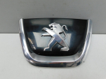Эмблема для Peugeot 308 2007>, OEM AA3563161300 - вид 1 (фото)
