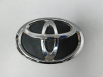 Эмблема для Toyota Camry V50 2011-2018, OEM 7540333040 - вид 1 (фото)