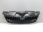 Решетка радиатора для Skoda Fabia 2007-2015, OEM 5J0853668C - вид 1 (фото)