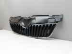 Решетка радиатора для Skoda Fabia 2007-2015, OEM 5J0853668C - вид 2 (фото)