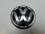 Эмблема для Volkswagen Polo Sedan 2011-2020, OEM 6C0853630A - вид 1 (фото)