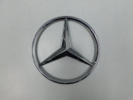 Эмблема для Mercedes-Benz M-Klasse (ML/GLE) W166 2011>, OEM A0008172116 - вид 1 (фото)