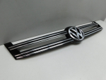 Накладка на решетку радиатора для Volkswagen Tiguan 2007-2017, OEM 5N0853651H - вид 2 (фото)
