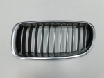 Решетка радиатора для BMW 3-серия F30 2011>, OEM 51137255411 - вид 1 (фото)