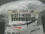Подсветка номерного знака для Toyota RAV 4 2006-2013, OEM 8127142050 - вид 3 (фото)