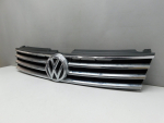 Решетка радиатора для Volkswagen Touareg 2010>, OEM 7P6853651L - вид 2 (фото)