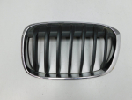 Решетка радиатора для BMW X1 F48 2015>, OEM 51137354823 - вид 1 (фото)