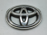 Эмблема для Toyota Camry V50 2011-2018, OEM 9097502192 - вид 1 (фото)