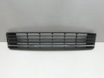 Решетка в бампер центральная для Volkswagen Polo Sedan 2011-2020, OEM 6RU853677C - вид 1 (фото)