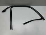 Уплотнитель для Volvo XC70 Cross Country 2007-2016, OEM 31299905 - вид 1 (фото)