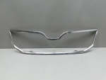 Молдинг решетки радиатора для Skoda Octavia III (A7) 2013-2020, OEM 5E0853761A - вид 1 (фото)