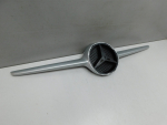 Накладка на решетку радиатора для Mercedes-Benz A-Klasse W176 2012-2018, OEM A1768880185 - вид 2 (фото)