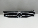 Решетка радиатора для Volkswagen Touareg 2010>, OEM 7P68536511L - вид 1 (фото)
