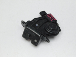 Замок багажника для Toyota Auris E15 2006-2012, OEM 6935002080 - вид 1 (фото)