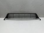 Решетка в бампер центральная для Toyota Corolla E18 2013-2018, OEM 5311202690 - вид 1 (фото)