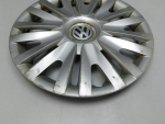 Колпак декоративный для Volkswagen Golf VI 2009-2013, OEM 5K0601147F - вид 2 (фото)