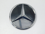 Эмблема для Mercedes-Benz A-klasse  W177 2018>, OEM A0008880400 - вид 1 (фото)