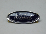 Эмблема для Ford Focus III 2011>, OEM 1947613 - вид 1 (фото)