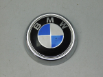 Эмблема для BMW X3 F25 2010>, OEM 51147218565 - вид 1 (фото)