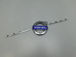 Эмблема для Volvo XC70 Cross Country 2007-2016, OEM 31383031 - вид 1 (фото)