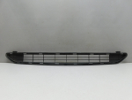 Решетка в бампер центральная для Toyota RAV 4 2013-2019, OEM 5311242100 - вид 1 (фото)