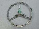 Эмблема для Mercedes-Benz R-Klasse W251 2005>, OEM A00008171416 - вид 2 (фото)
