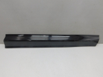Накладка двери передней правой для Volvo XC60 2017>, OEM 32208739 - вид 1 (фото)