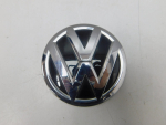 Эмблема для Volkswagen Polo Sedan 2011-2020, OEM 6C0853630A - вид 1 (фото)